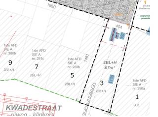 WONING + TUIN + CARPORT<br /><br />De sublieme ligging van deze opbergplaats biedt een uitstekende bereikbaarheid. Diverse lokale handelaars, grootwarenhuizen, horeca-aangelegenheden, het openbaar vervoer en de Grote Markt bevinden zich allen op wandelafstand. <br /><br />De opbergplaats heeft momenteel een totale grondoppervlakte van circa 70 m². Ideaal voor iemand die opzoek is in het centrum naar een extra opbergplaats. Deze mag omgebouwd worden tot woonst, bevestigd door stad Diksmuide.<br /><br /> <br /><br />Er is een tuintje van 4m x 4 m aanwezig, met aansluitend een nieuwe carport. Achteraan eveneens ontsluiting via het project in aanbouw.<br /><br />