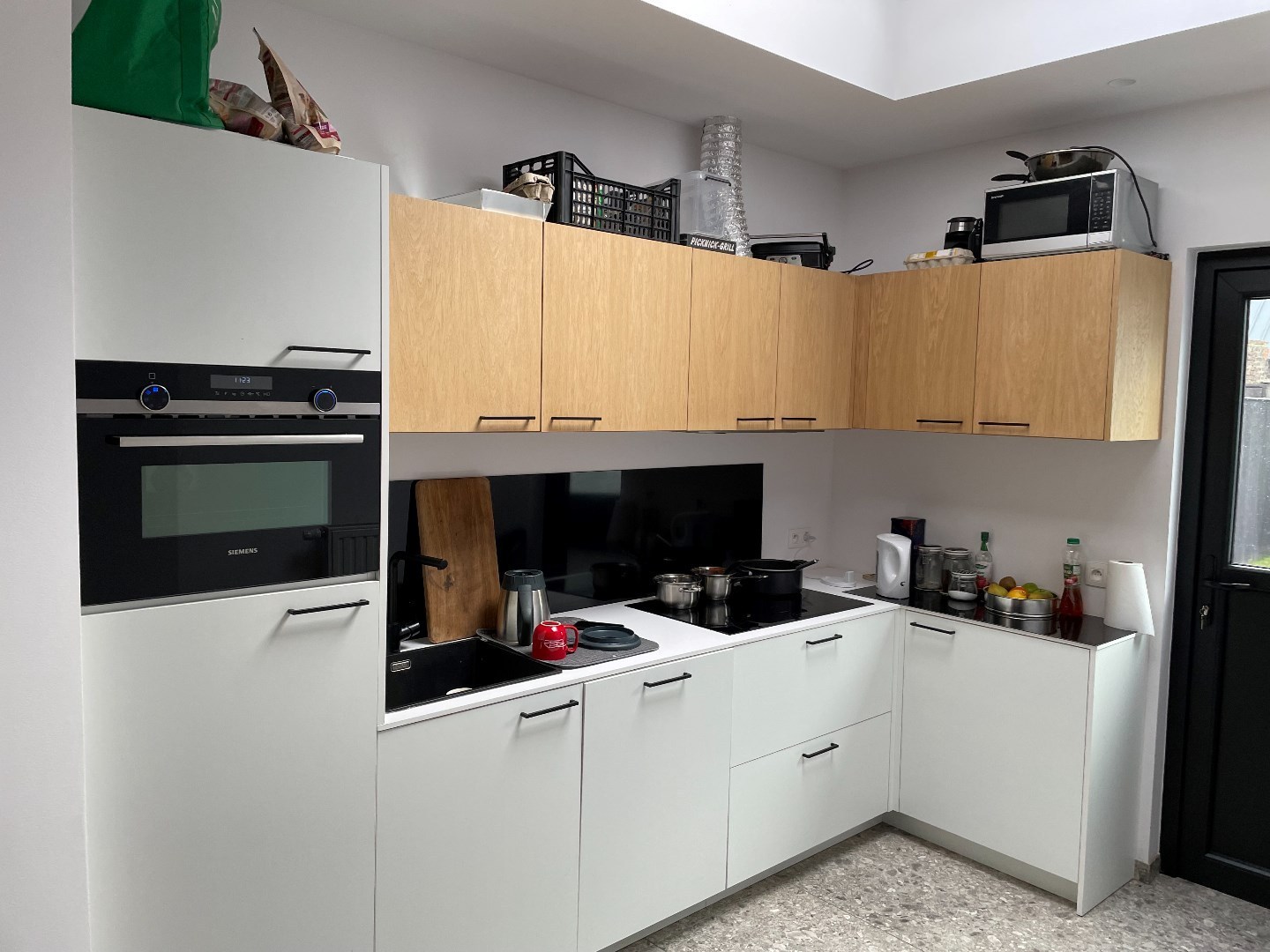 Vernieuwde, energiezuinige woning in centrum Evergem - foto 4