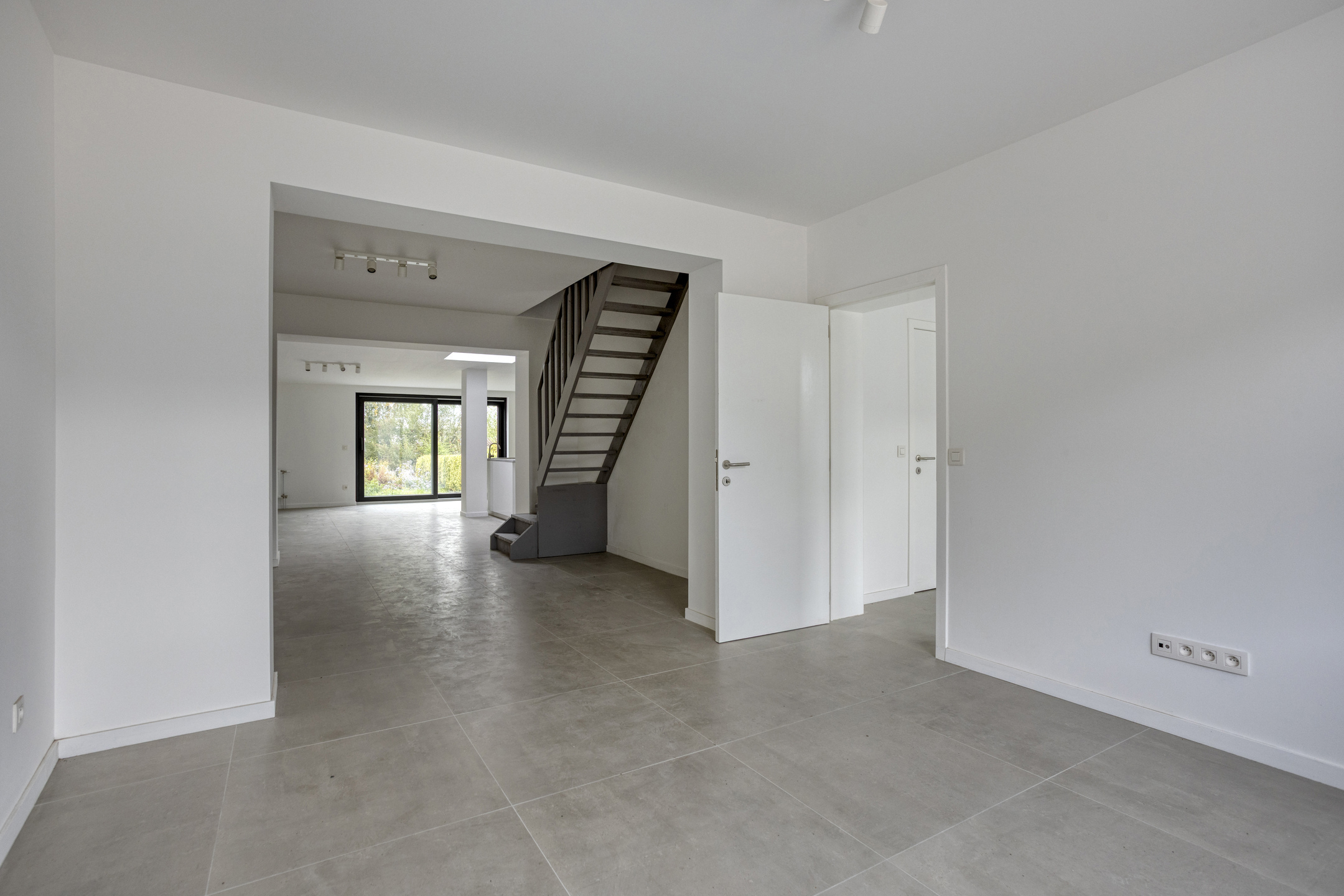 Gerenoveerde woning met 5 slaapkamers en tuin te Wilsele - foto 4