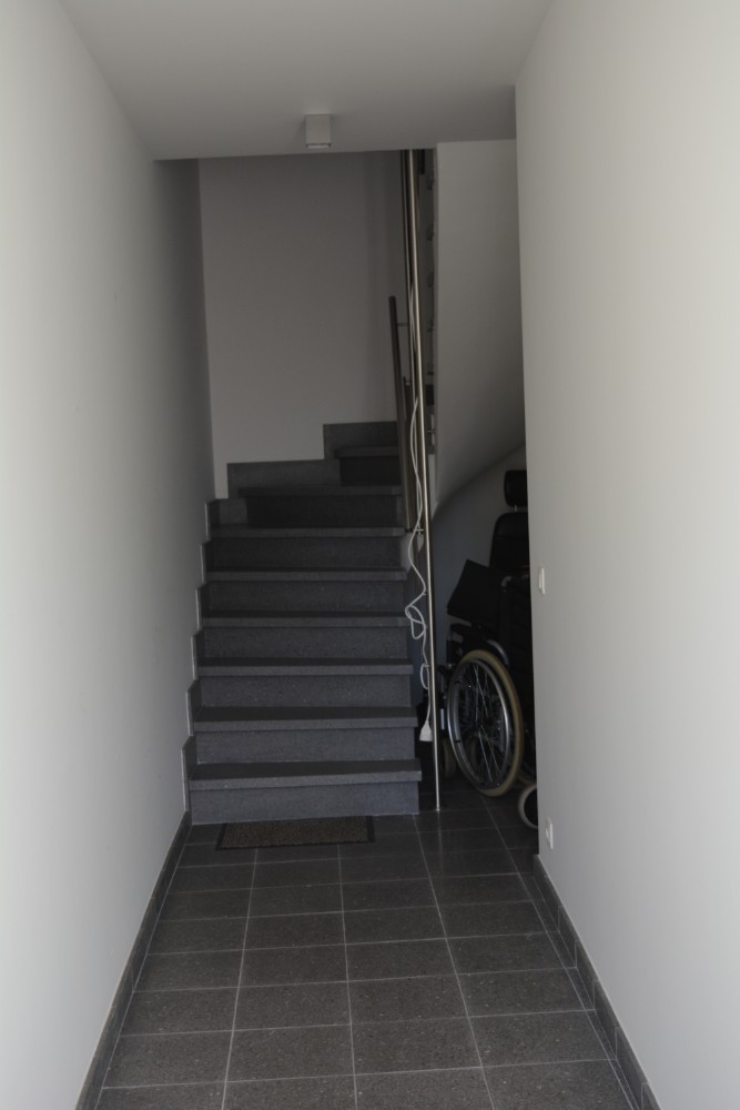 Prachtig appartement met 2 slpk. en staanplaats in hartje Stabroek - foto 3