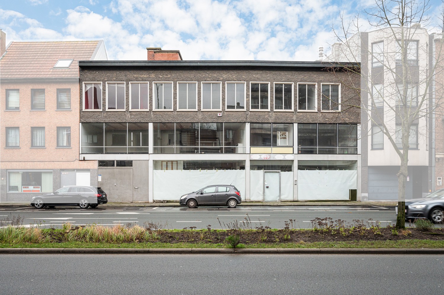 Multifunctionele eigendom met projectpotentieel in het centrum van Eeklo - foto 4