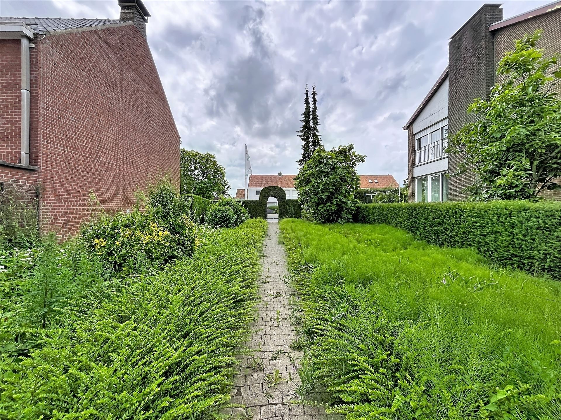 Bouwgrond (258m²) voor halfopen bebouwing - foto 4