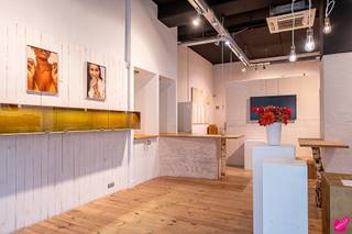 Instapklare winkel van +/- 70m² met een berging van +/-37m² te huur in de Drukkerijstraat.Deze is gelegen tussen de Nationalestraat en...