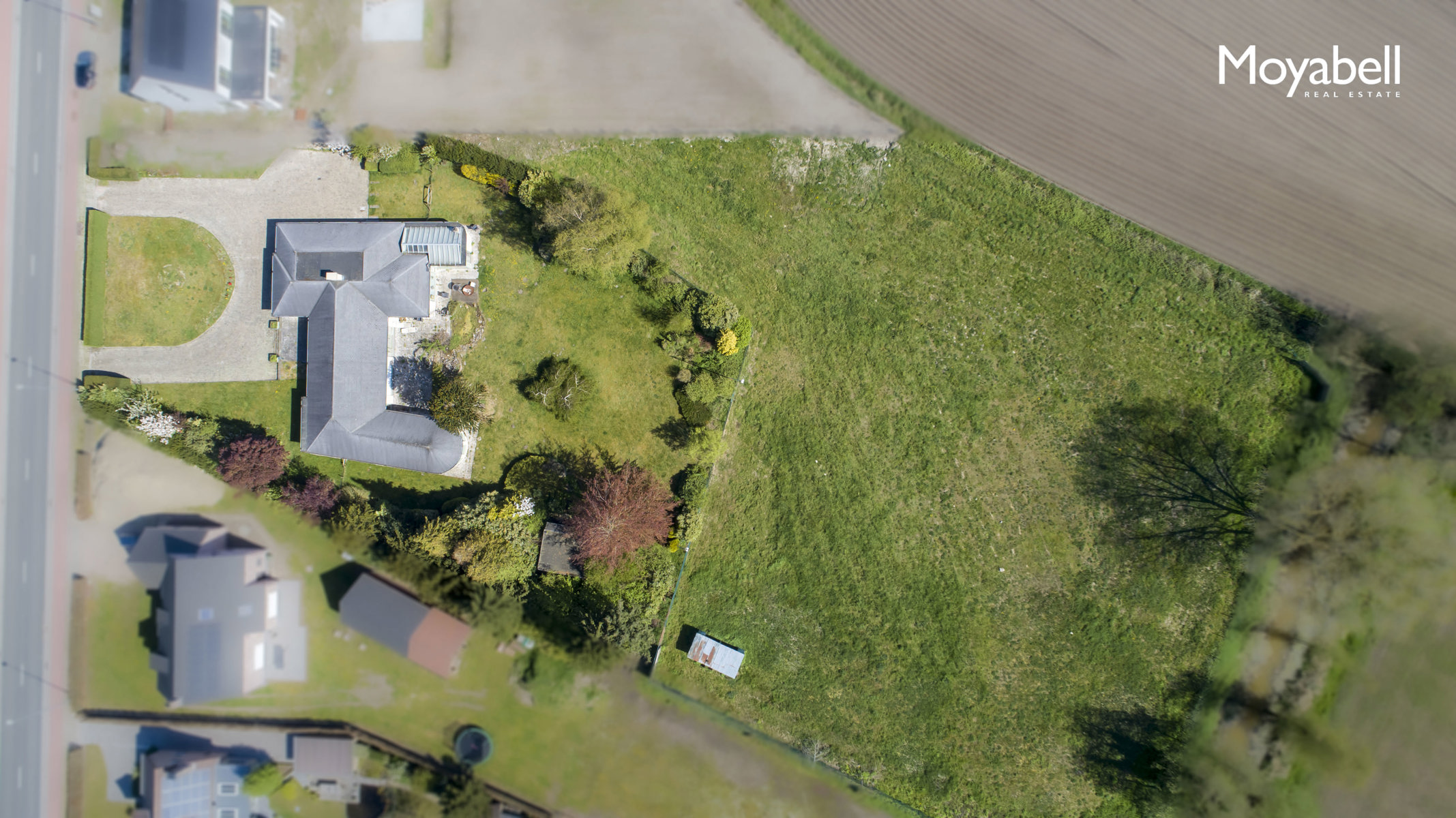 Te renoveren karaktervolle villa op een uitzonderlijk perceel van 8100m2 - foto 2