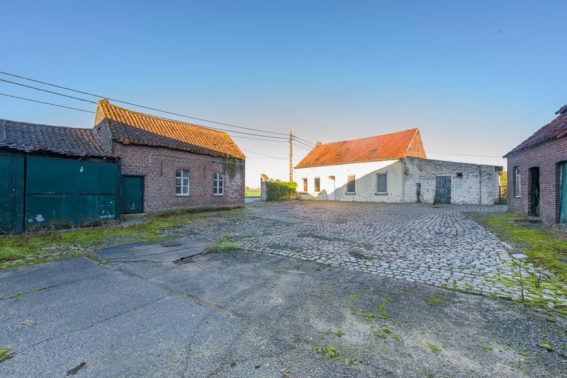 Te slopen of verbouwen hoeve in een oase van rust - foto 1