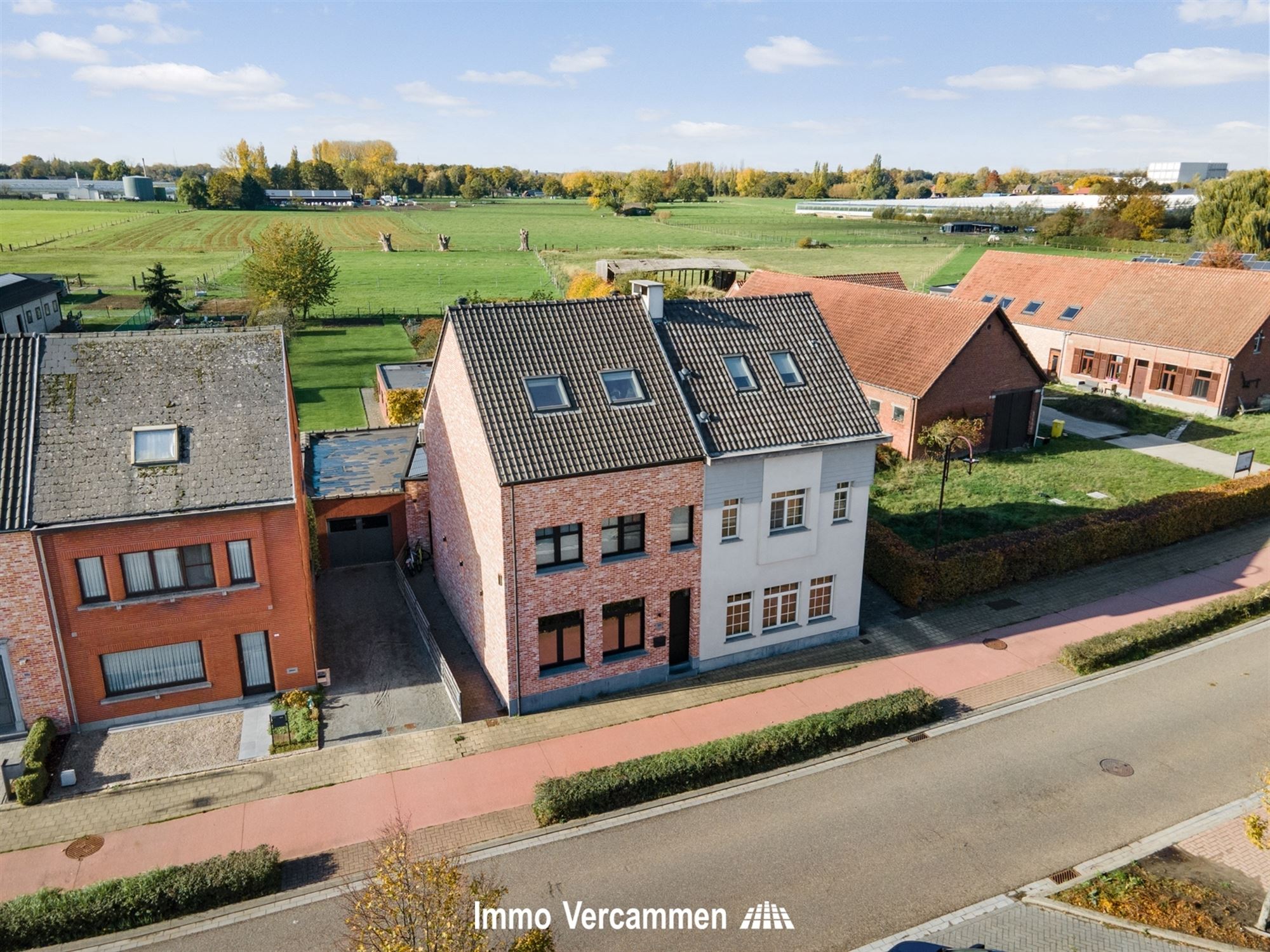 Kwalitatief afgewerkte woning, op een gunstige locatie te Duffel - foto 2