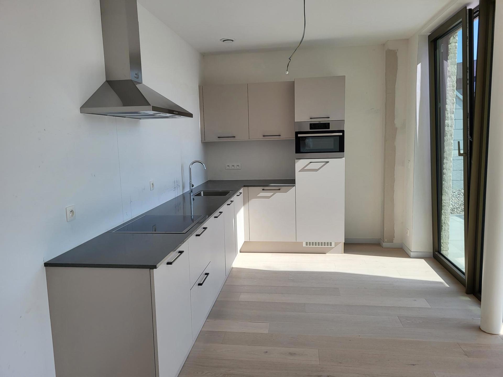 INSTAPKLAAR BEN-APPARTEMENT 100m², MET 2 SLAAPKAMERS - foto 4