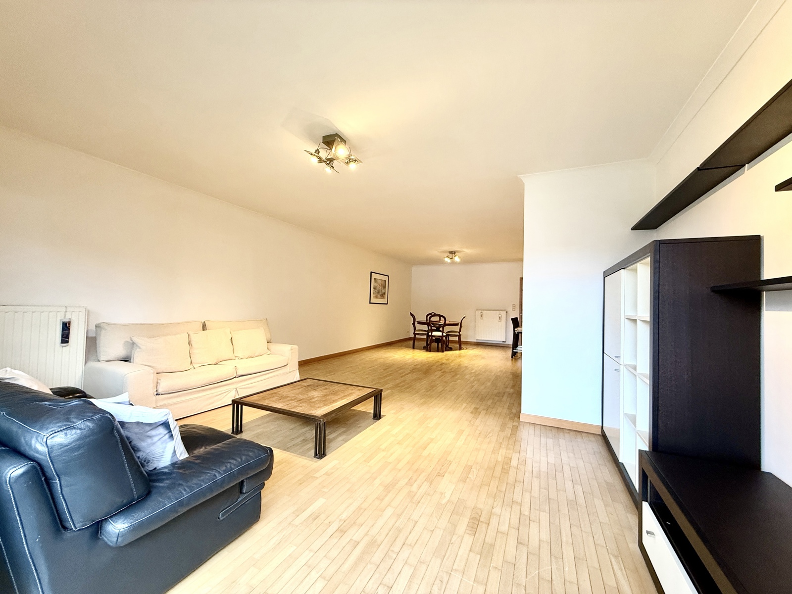 Aangenaam app. 94m² + terras te Berchem - foto 4