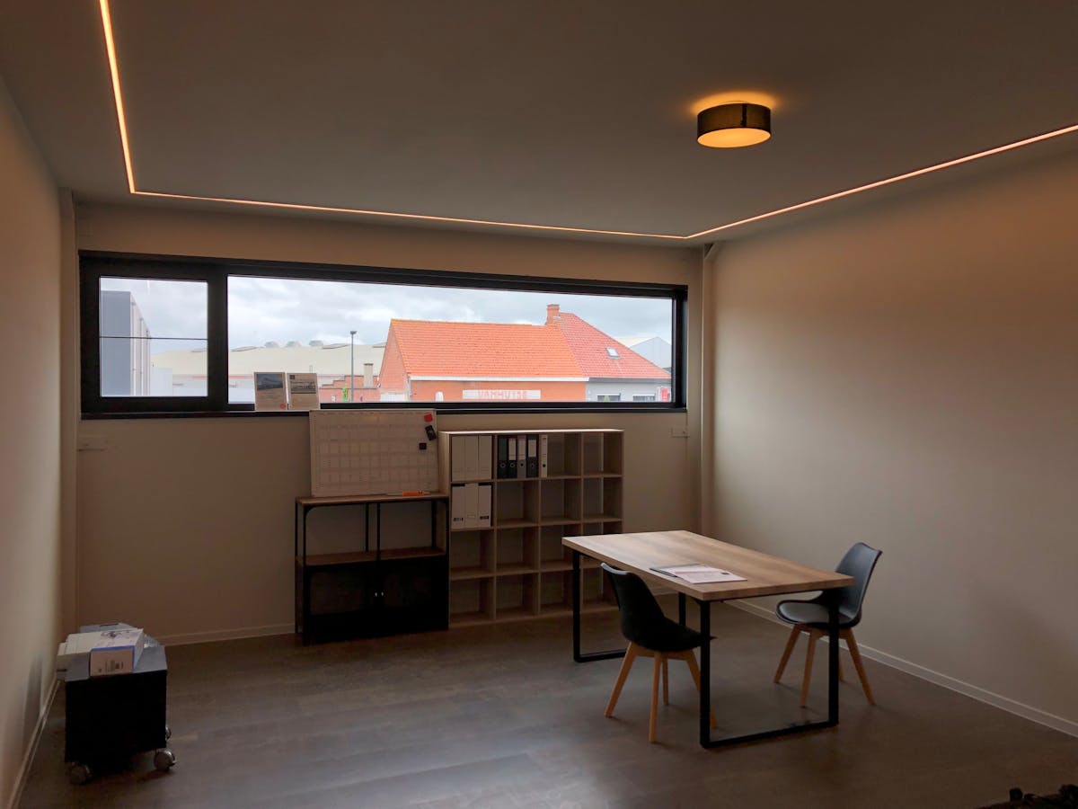 Kantoorruimte te huur in Diksmuidsesteenweg, Roeselare - foto 4