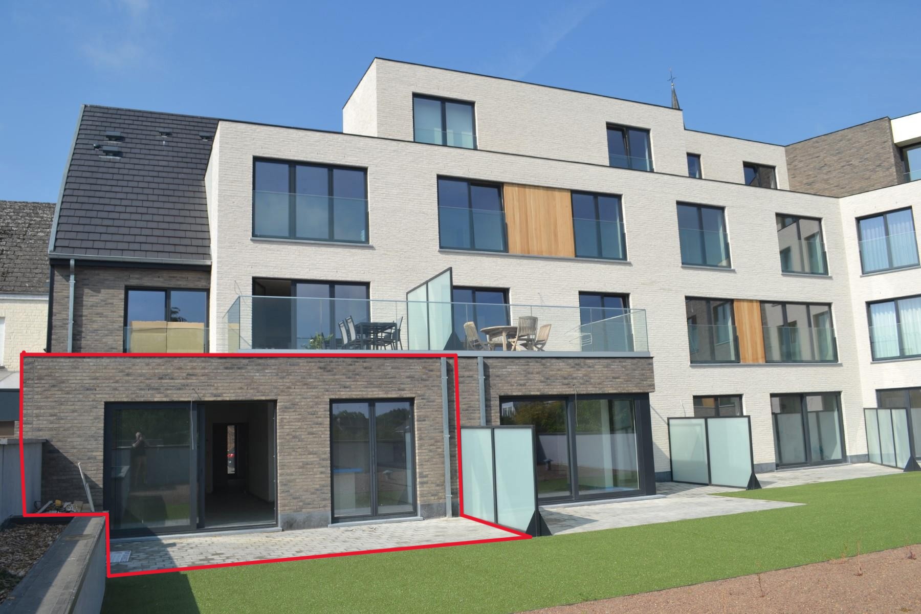 Gelijkvloers-appartement met 2 slpkrs en groot terras - foto 1