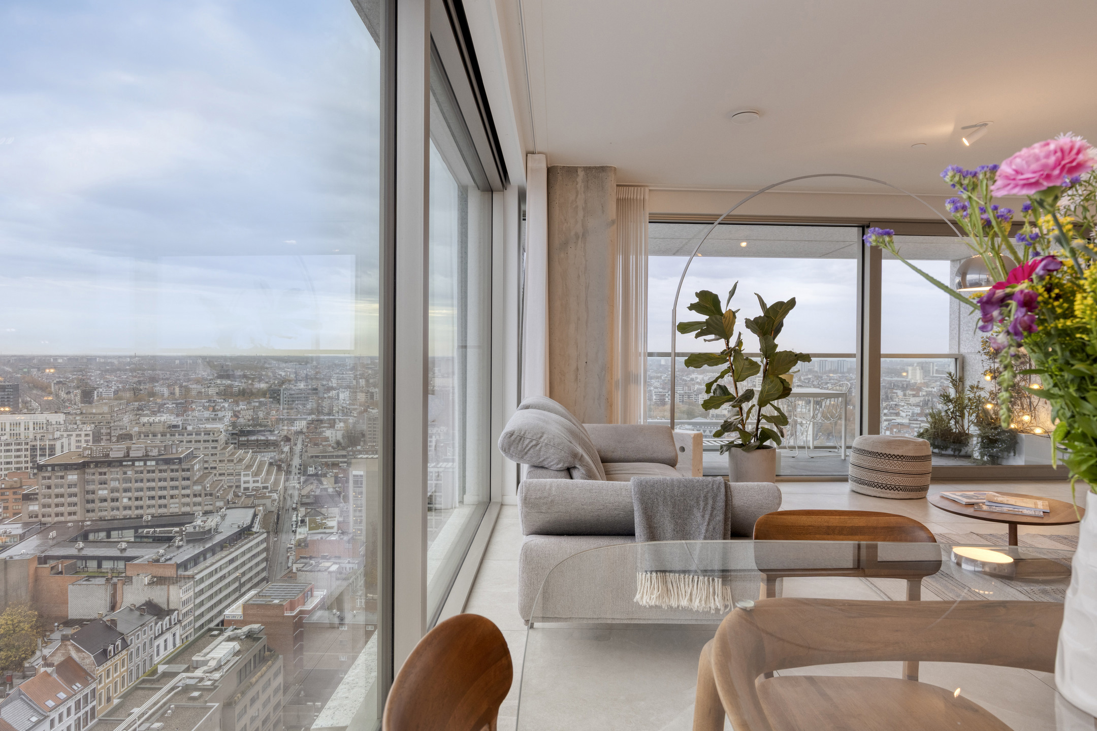 Exclusief appartement met subliem zicht over Antwerpen. - foto 3