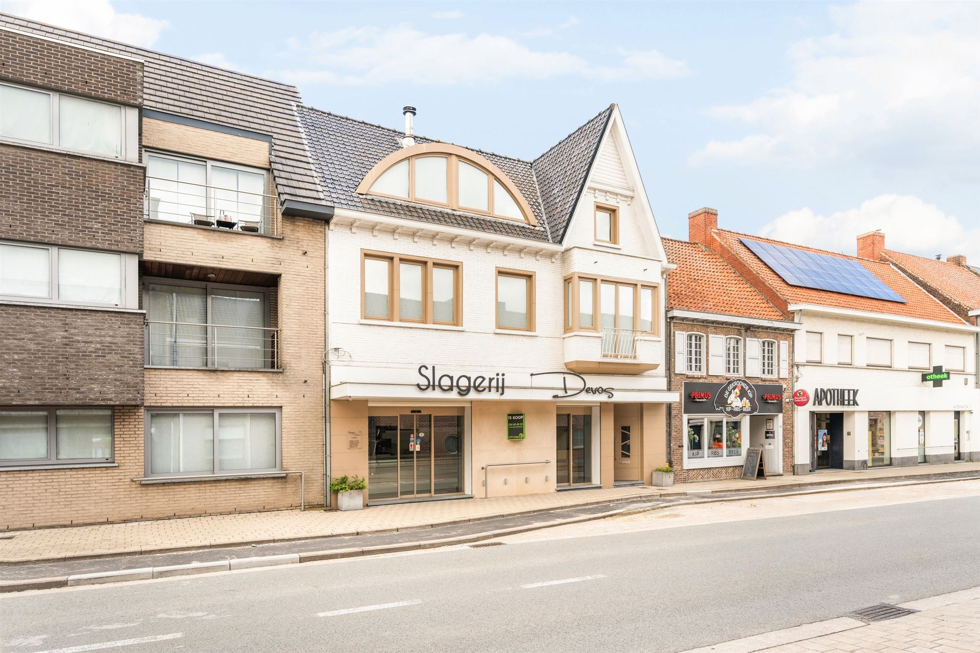 Unieke combinatie van wonen en werken in Sint-Eloois-Vijve! - foto 3