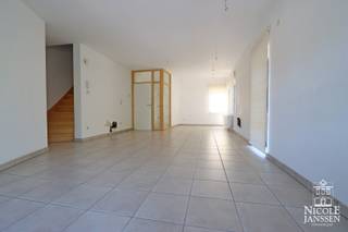 Appartement à louer à Brée