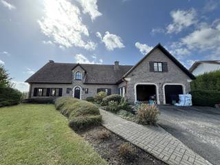 Villa unique à louer à Meise.Vous aimez le calme et l'espace ? Alors cette villa est faite pour vous.Située dans une rue calme et entourée de...
