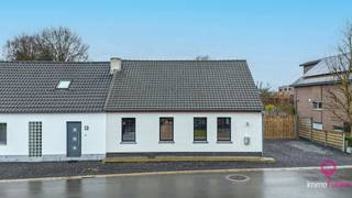 Bij ImmoFusion 7/7 “open huis” : klik op onze 3D-TOUR.Welkom in deze recent en hoogwaardig gerenoveerde woning, waar landelijke charme en moderne...