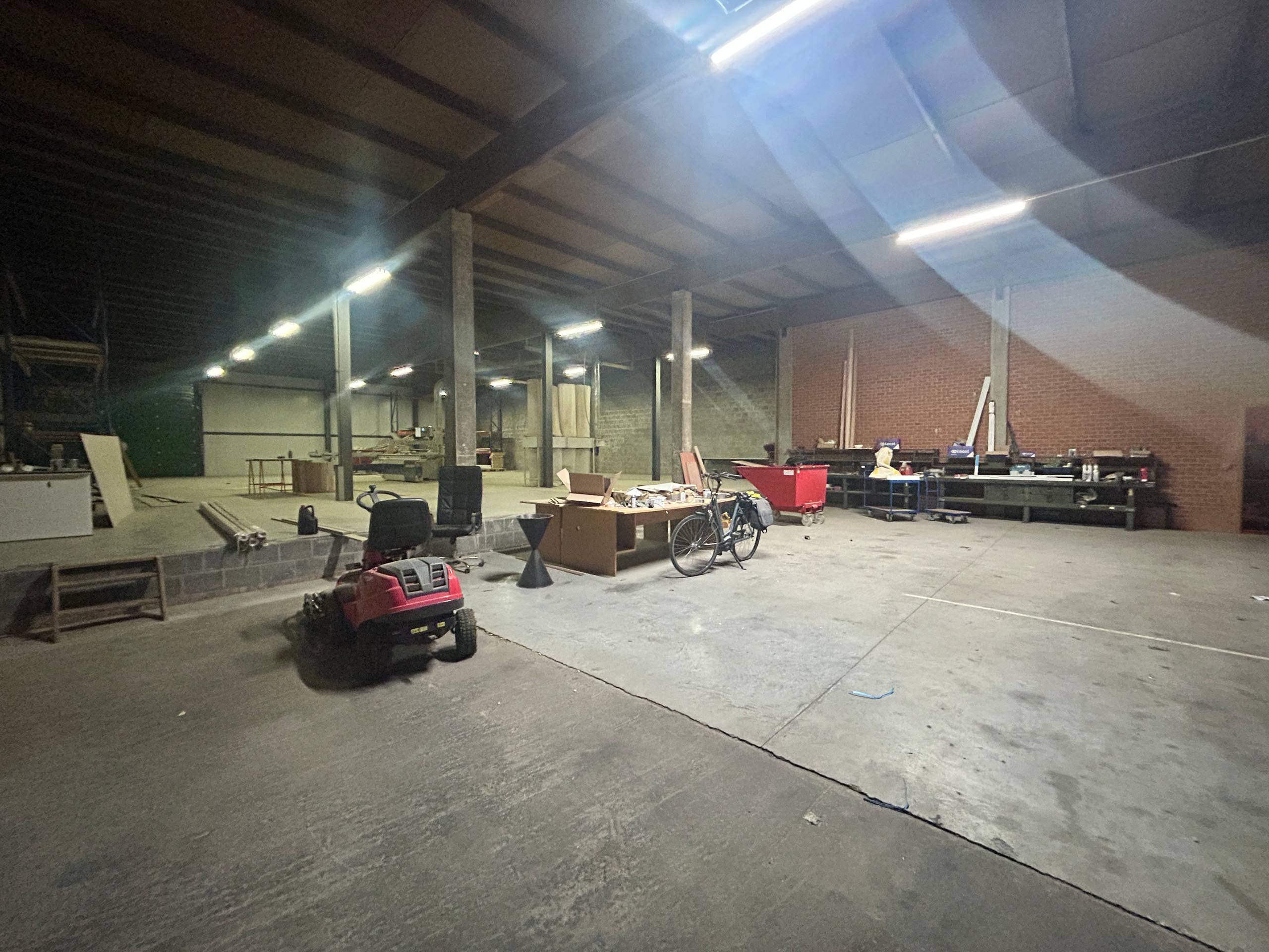 Wervik: loods van 580m² op 1500m² grond te koop - foto 5