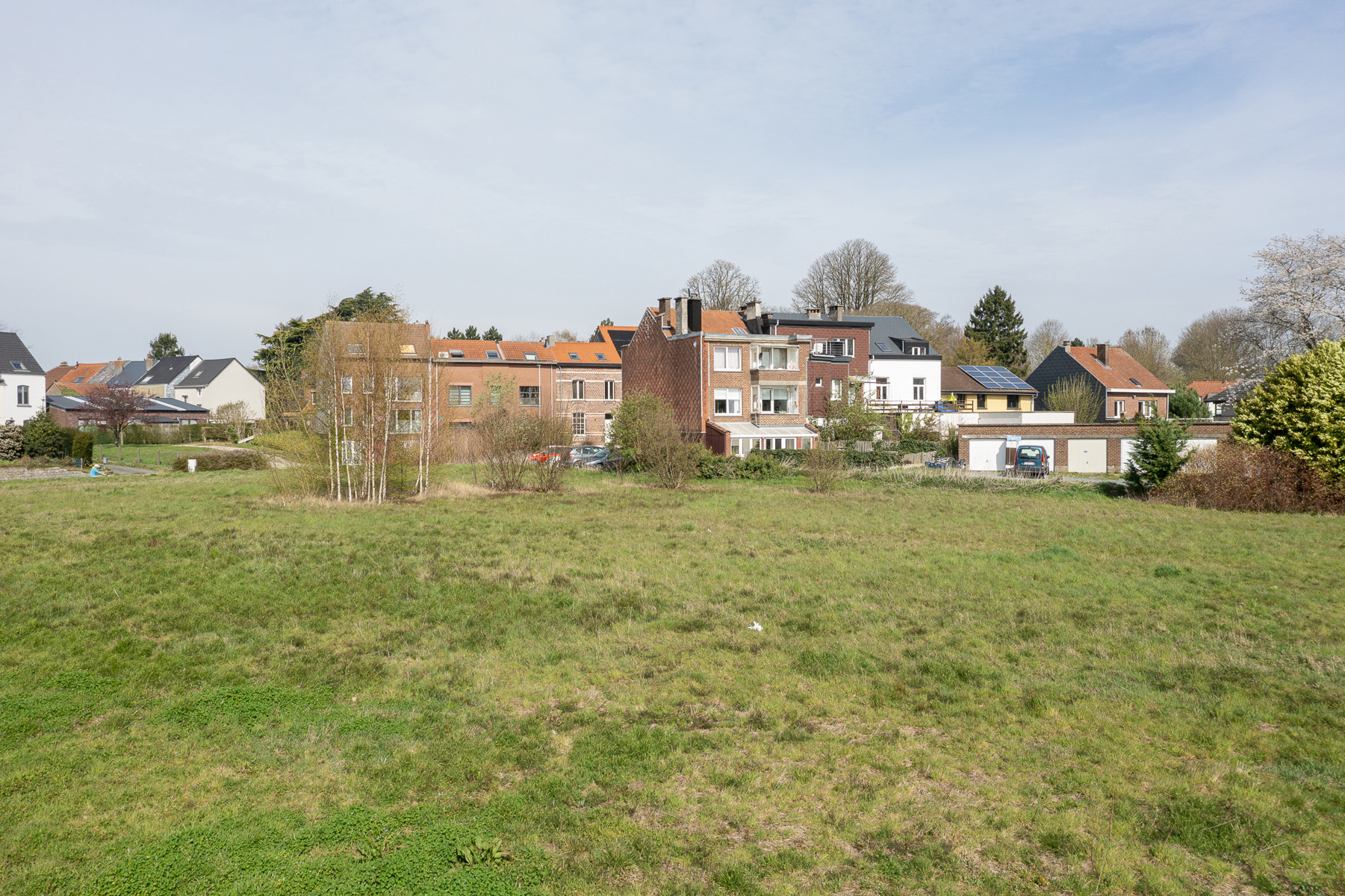 Bouwgrond voor het oprichten van een half-open gezinswoning - foto 5