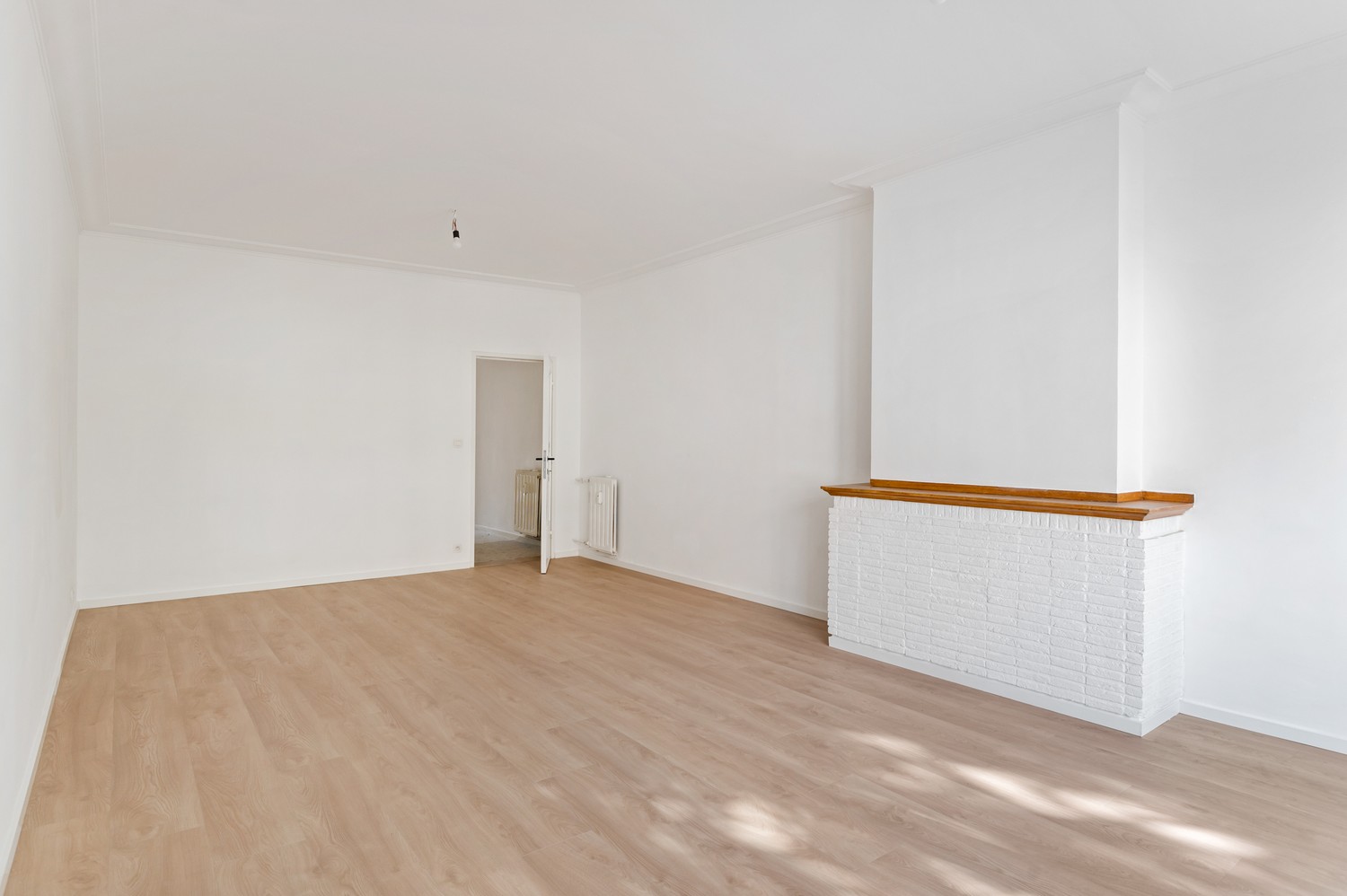 Licht en ruimte in het hart van Antwerpen – 1 slaapkamer appartement - foto 2