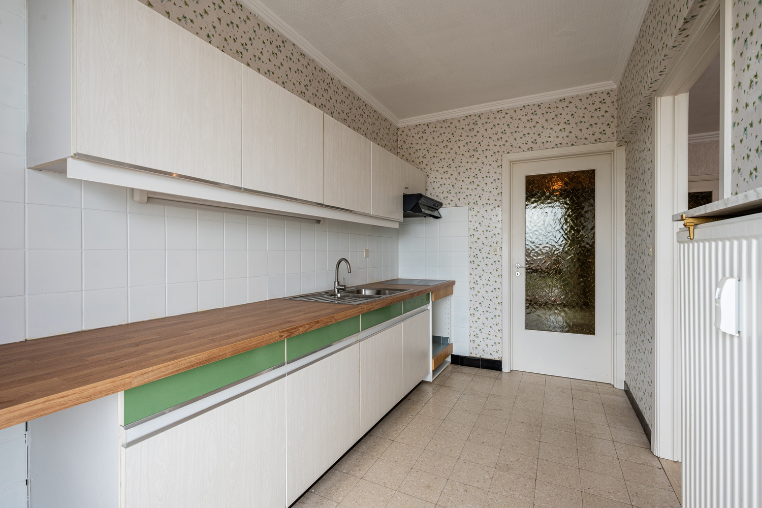 Ruim appartement in centrum Eeklo met 2 slpks - foto 5