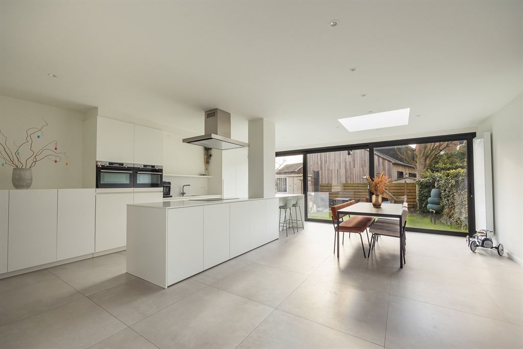 Ruime energiezuinige woning met tuin en garage - foto 1