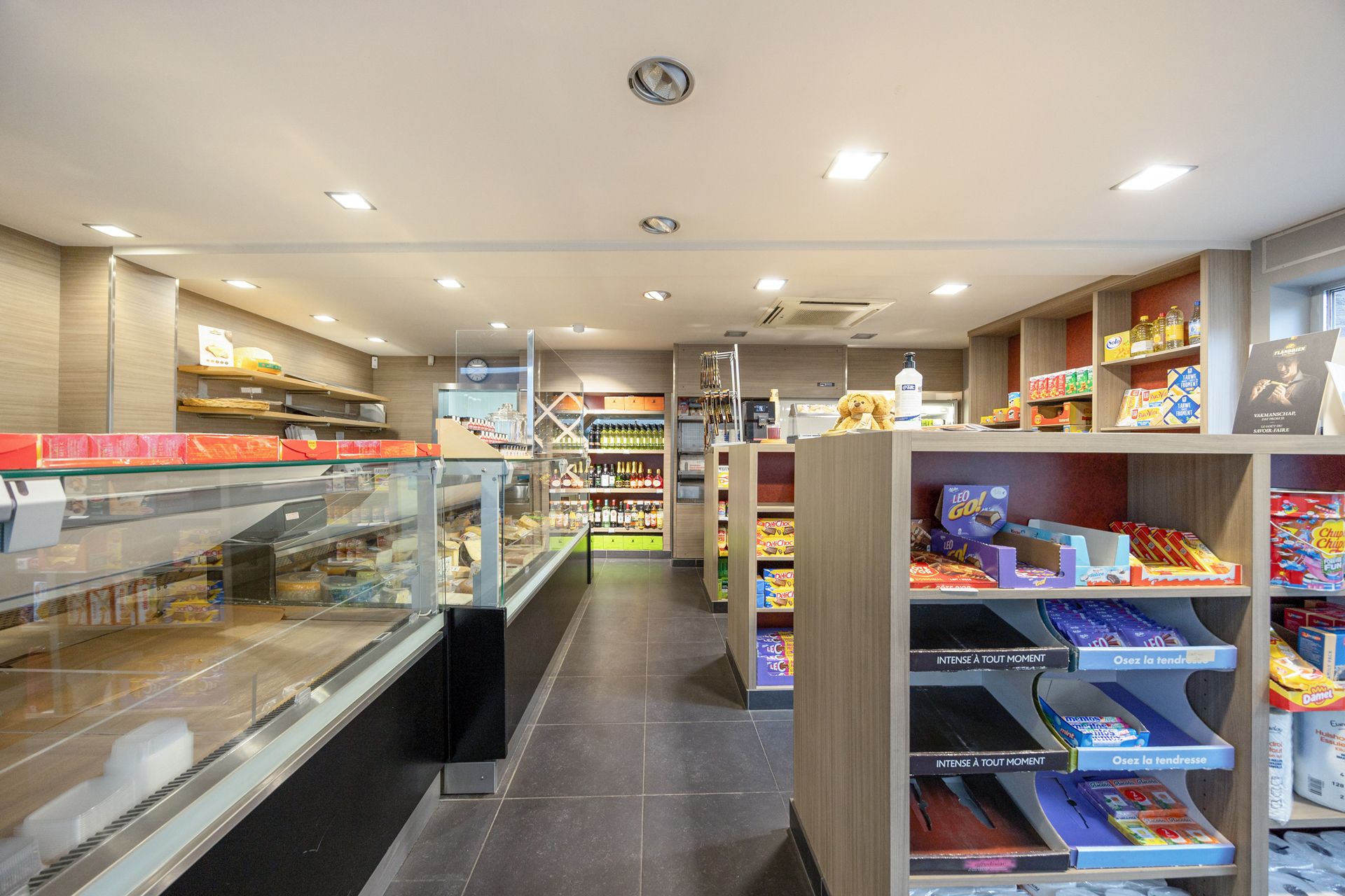 Winkelruimte met inpandige garage in centrum Lier. - foto 5