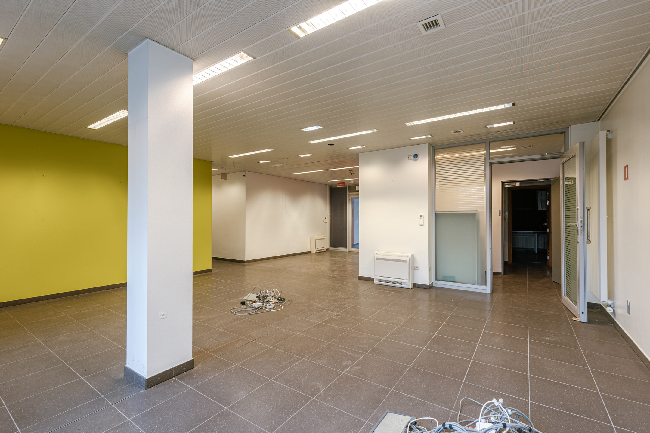 Ruim handelspand in centrum Lebbeke - foto 4