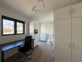 <p><strong>Investing in Hasselt</strong></p><p>This income-generating property is located in the bustling city of Hasselt, specifically in the main shopping district. Cellebroedersstraat offers the perfect location for both commercial businesses and residential tenants. We’re right in the city center, within walking distance of Hasselt Station, Leopoldplein—a great place to relax—and much more!<br />The property has undergone an energy-efficient renovation and consists of 12 furnished, modern student rooms. <br /><br />Would you like more information or to schedule a site visit? That’s possible! Contact our Investment Real Estate Expert: Jacky at 0495 53 46 49 or jacky@connect-immo.be<br /> </p>