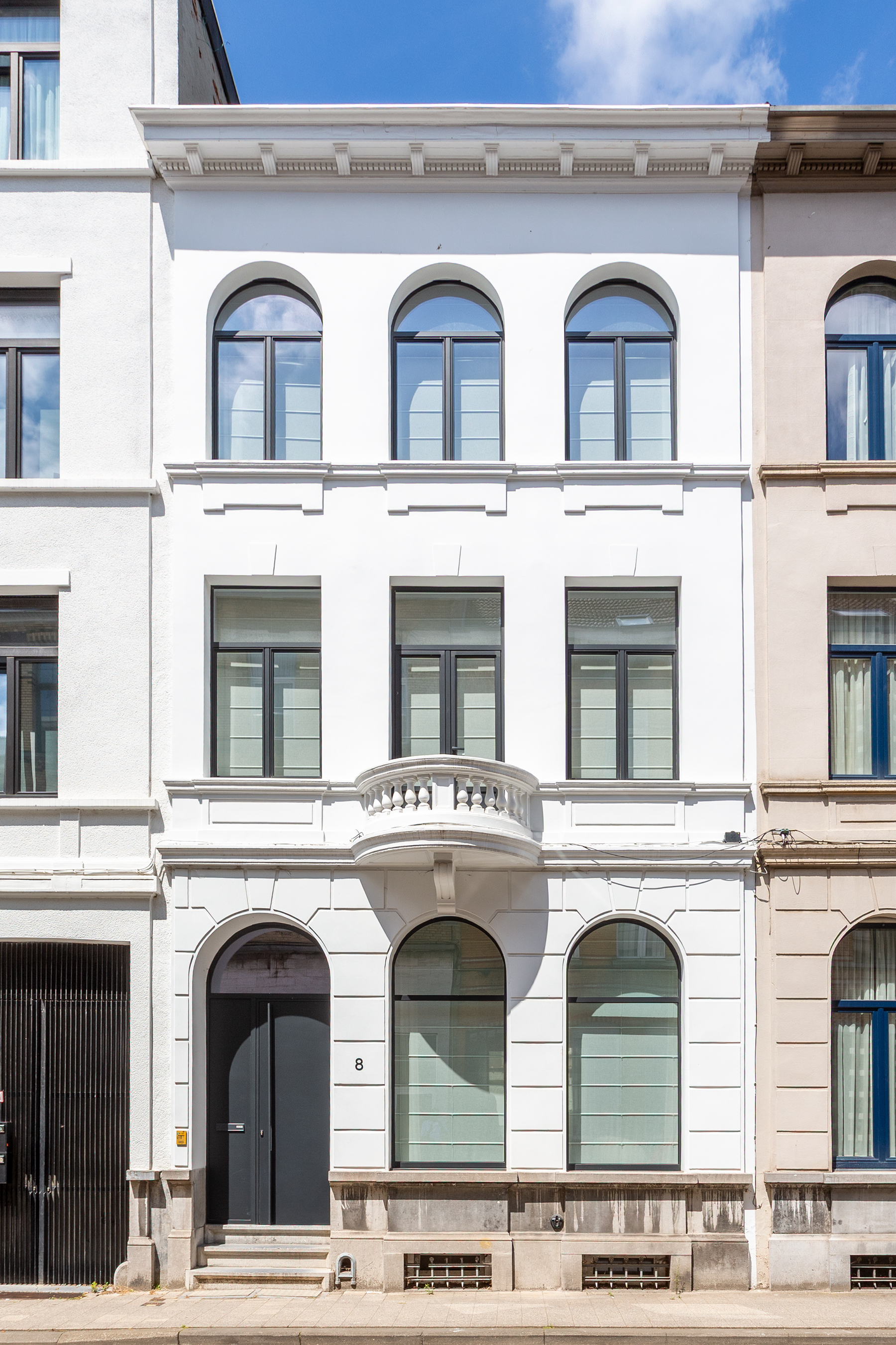 House for sale in Antwerp with 4 bedrooms - photo 1