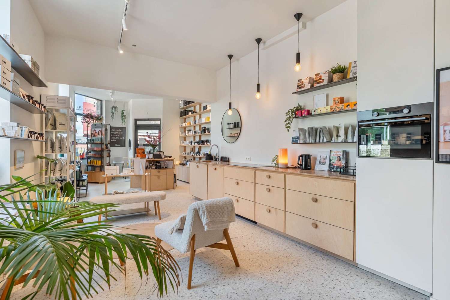 Zeer aantrekkelijk handelsgelijkvloers van 120 m² te huur in Heverlee, gelegen aan de Prins de Lignestraat! - foto 4