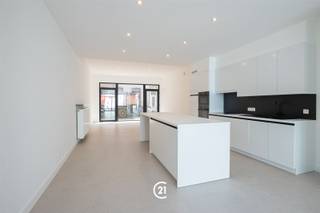 <p>This spacious, move-in-ready home is located in a prime spot in the center of Zottegem, within walking distance of shops, restaurants, and public transportation. The home was completely renovated last year.</p><p>The fully equipped kitchen with a cooking island forms the heart of the home and offers plenty of space for cooking and enjoying time together. The home also features a cozy terrace, a practical basement, a shower room, and a bathroom, providing extra comfort in everyday life.</p><p>With no fewer than four full-sized bedrooms, this home offers plenty of space for a family, working from home, and/or hobbies.</p><p>Are you looking for a spacious home in a central location where comfort and accessibility go hand in hand? Contact us today to schedule a visit.<br /> </p>