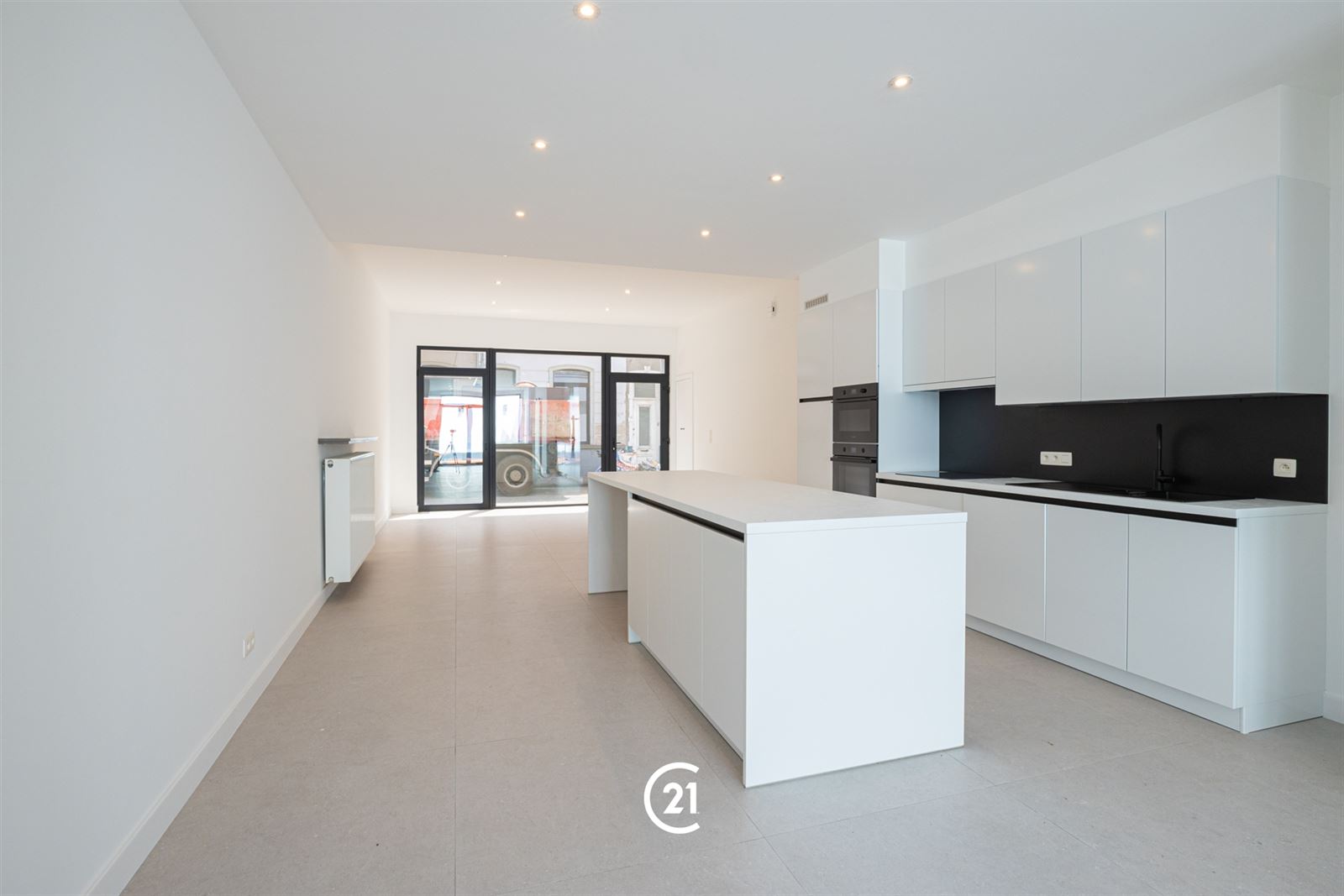 Gerenoveerde woning in centrum Zottegem. - foto 2