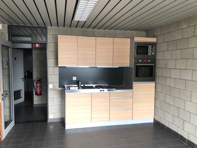 HANDELSPAND - BUREEL TE HUUR MET 3 STAANPLAATSEN - foto 5