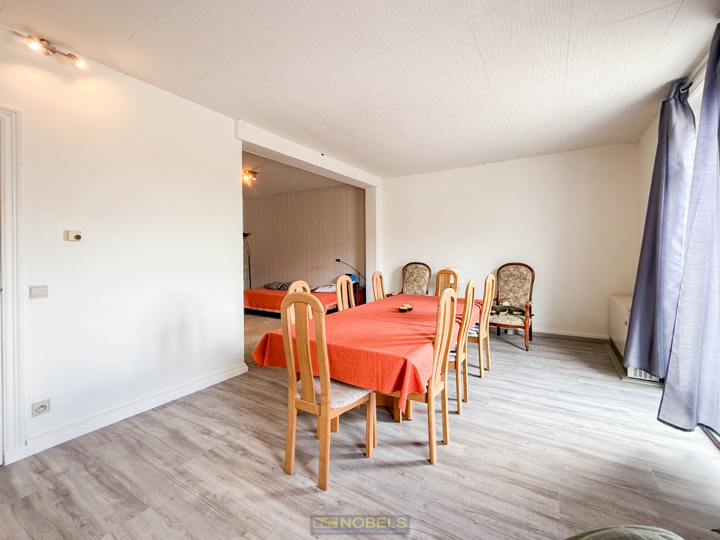 Te koop, lichtrijke handelsruimte met woonst en toegang achteraan te Oudenaarde - foto 5