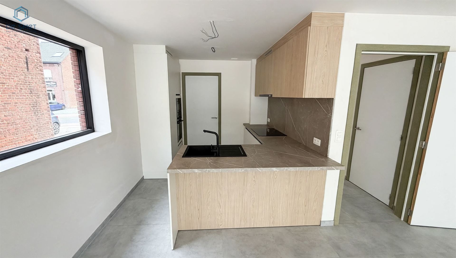 Turnkey new build home with 4 bedrooms, 2 bathrooms, and sunny garden - photo 5