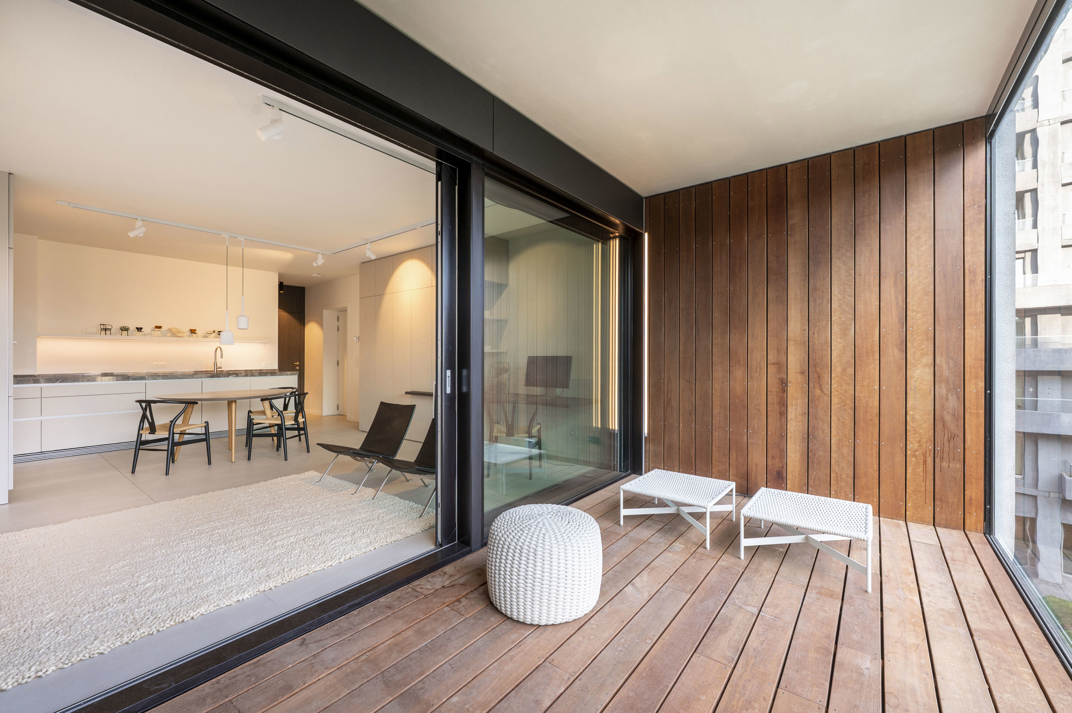 ANTWERPEN ZUID - Recent appartement met royaal terras - foto 2