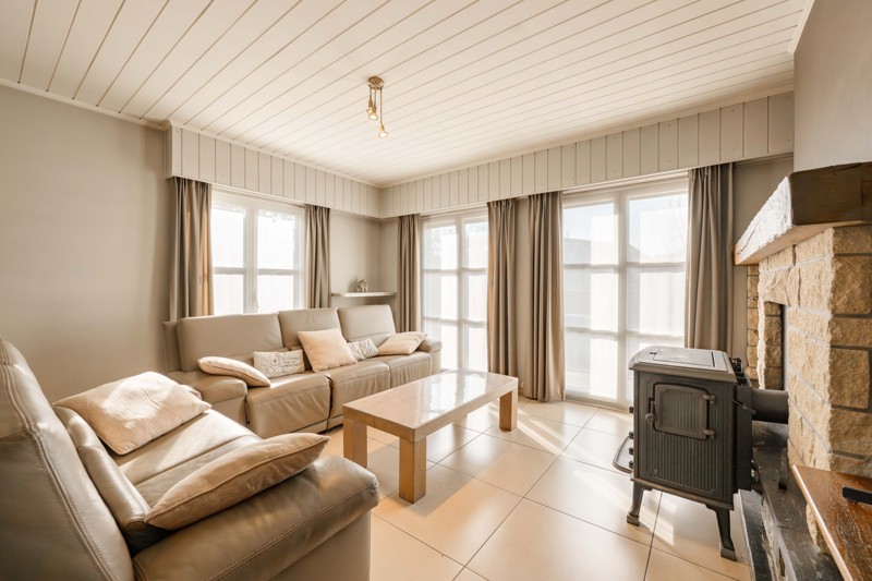 Zeer ruime en rustig gelegen villa TE KOOP in Sint-Eloois-Vijve! - foto 5