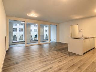 Cet appartement neuf à louer est situé dans le centre historique d'Anvers, dans le projet « De Dams ». Le projet se caractérise par des...