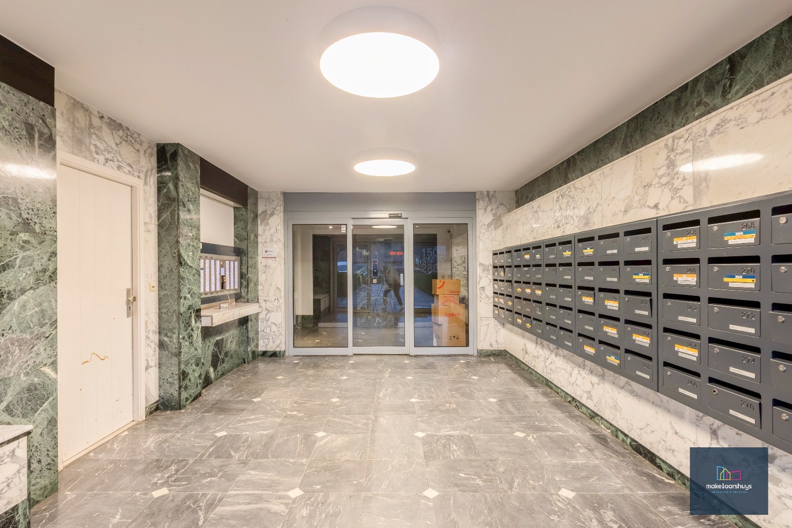 Mooi 3 slaapkamerappartement met parkeerplaats nabij Gent -Sint-Pieters - foto 2