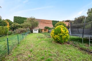 [[ DIT PAND NEEMT DEEL AAN DE ERA OPEN HUIZEN DAG OP 6/12 VAN 11:00 TOT 12:00 ]] Ben je op zoek naar de ideale starterswoning of opbrengsteigendom...