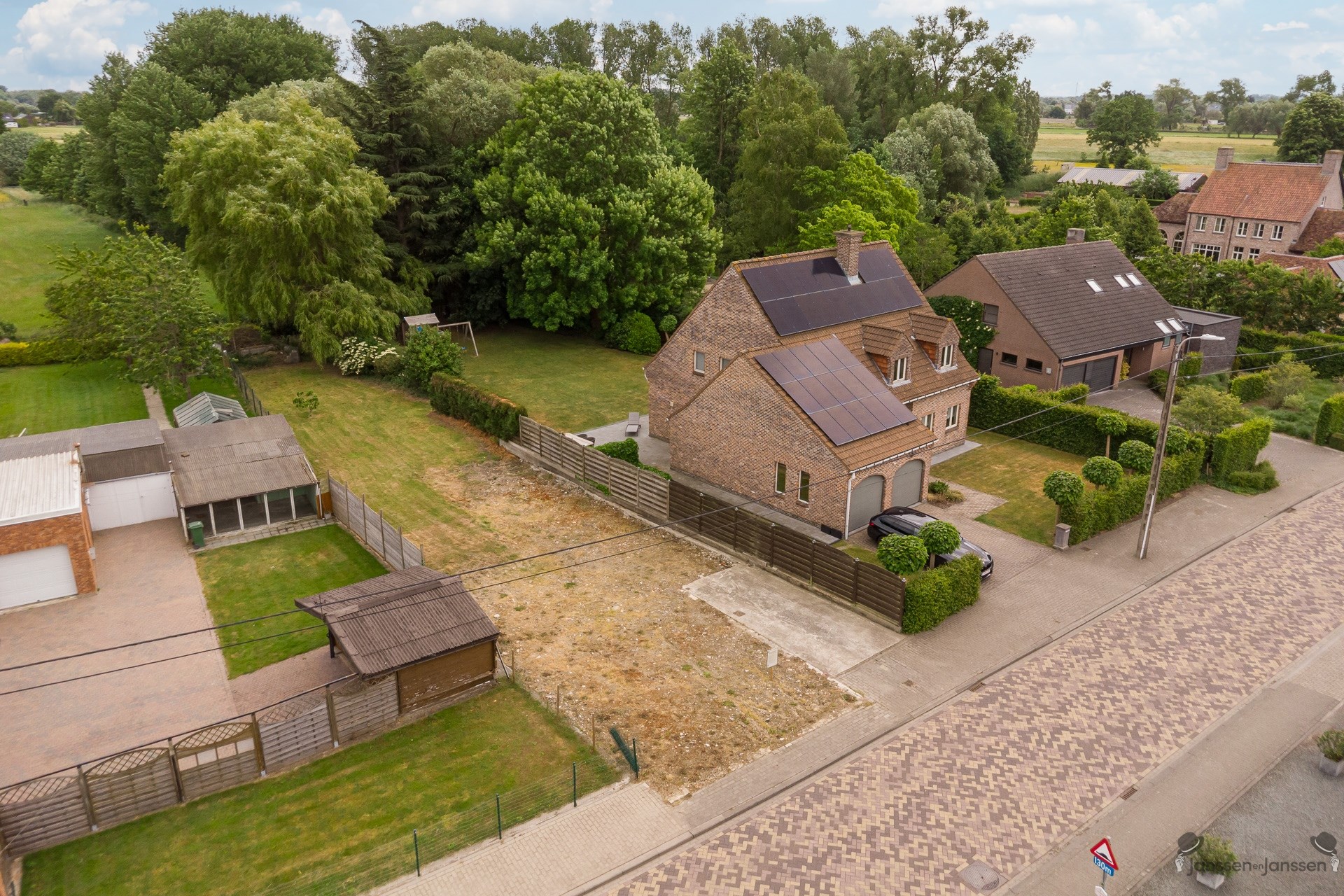 building ground - photo 2