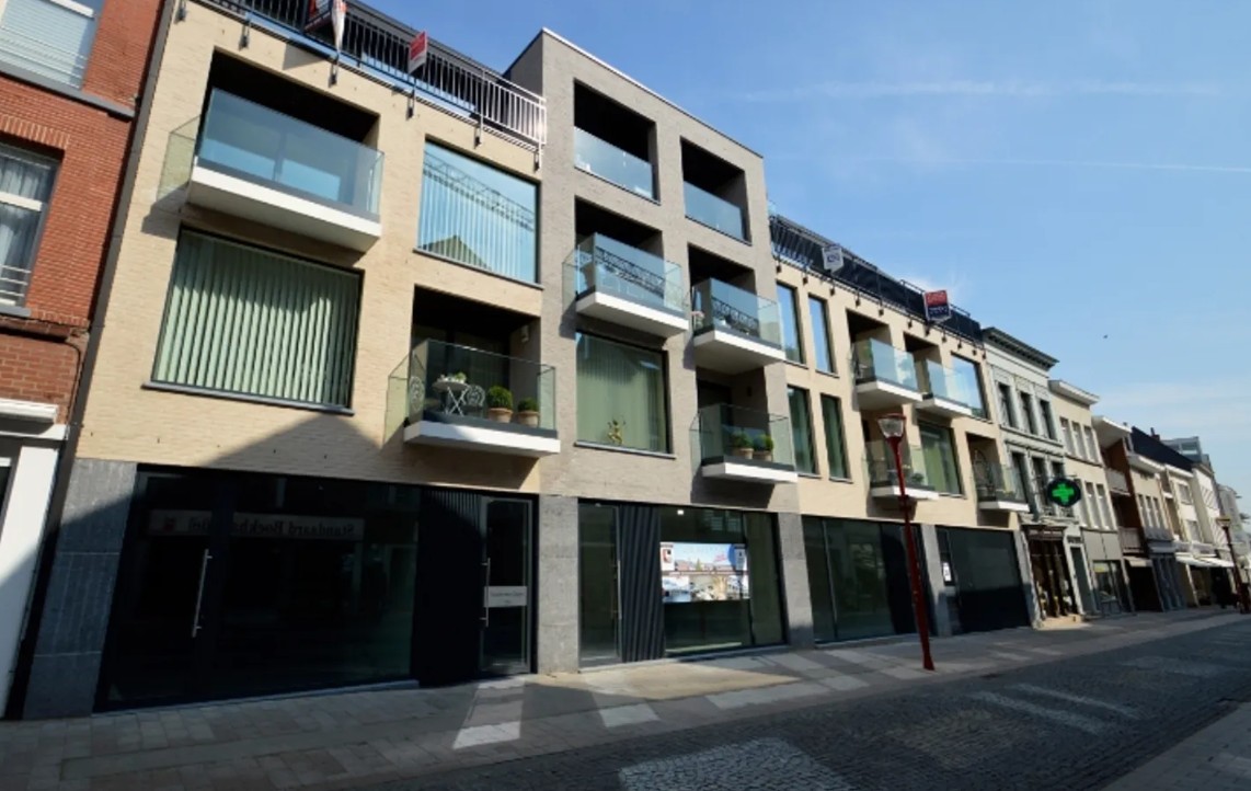 CASCO NIEUWBOUW HANDELSGELIJKVLOERS NAAST HANS ANDERS - foto 1