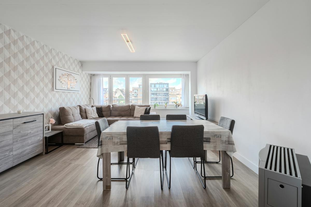 Gerenoveerd 2 slaapkamer appartement vlakbij de Zeedijk! - foto 5