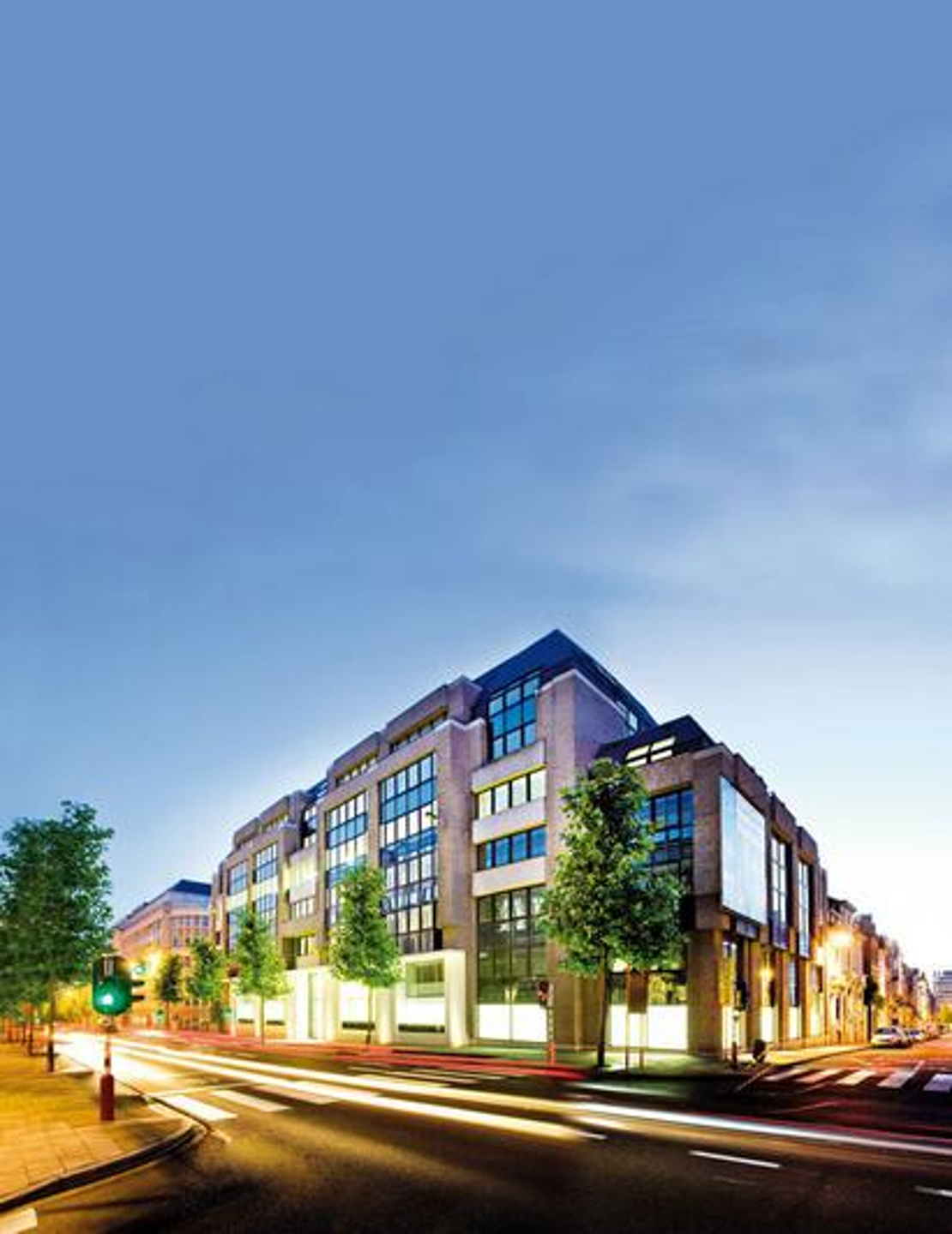 Volledeig gerenoveerde kantoren - foto 2