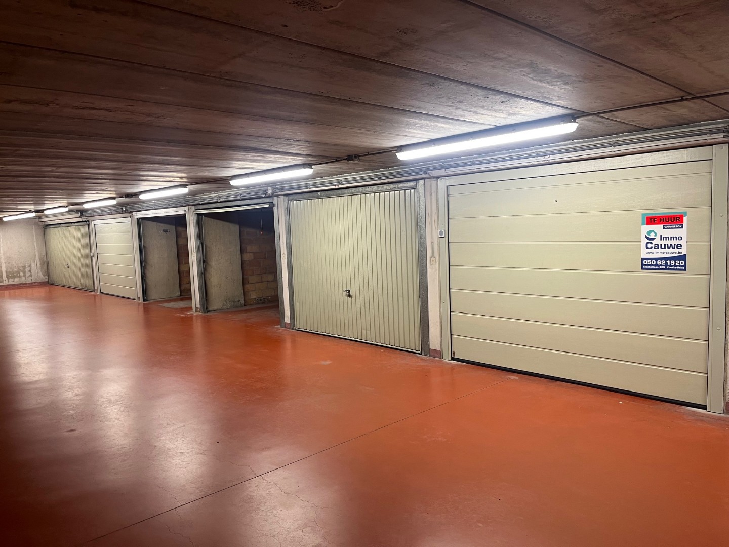 Vlot toegankelijke garagebox, uitstekend gelegen op Kustlaan, nabij Albertplein - photo 5
