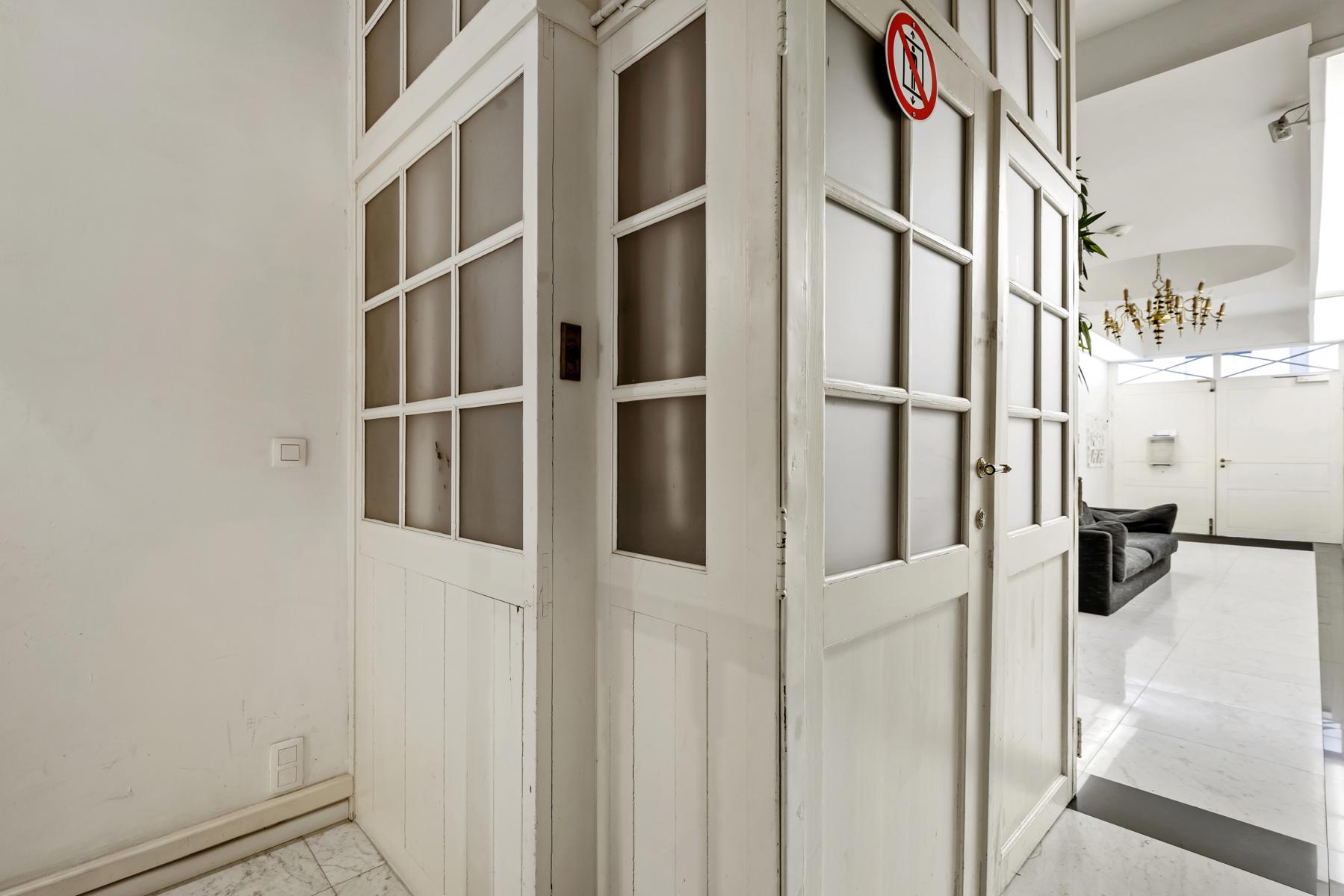 House for sale in Brussels with 10 bedrooms - photo 5