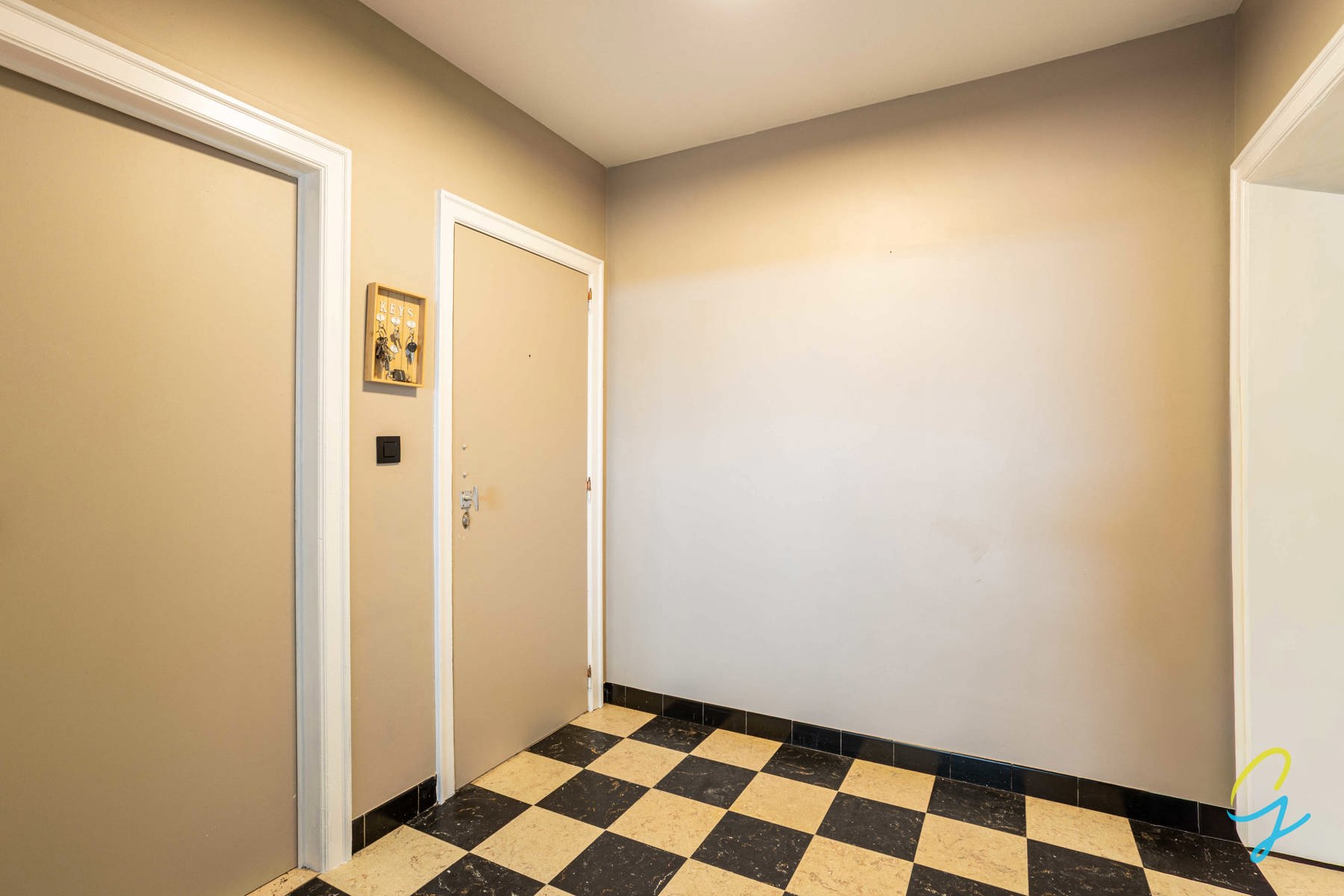 Gerenoveerd appartement met 2 kamers en garage te Oudenaarde - foto 4