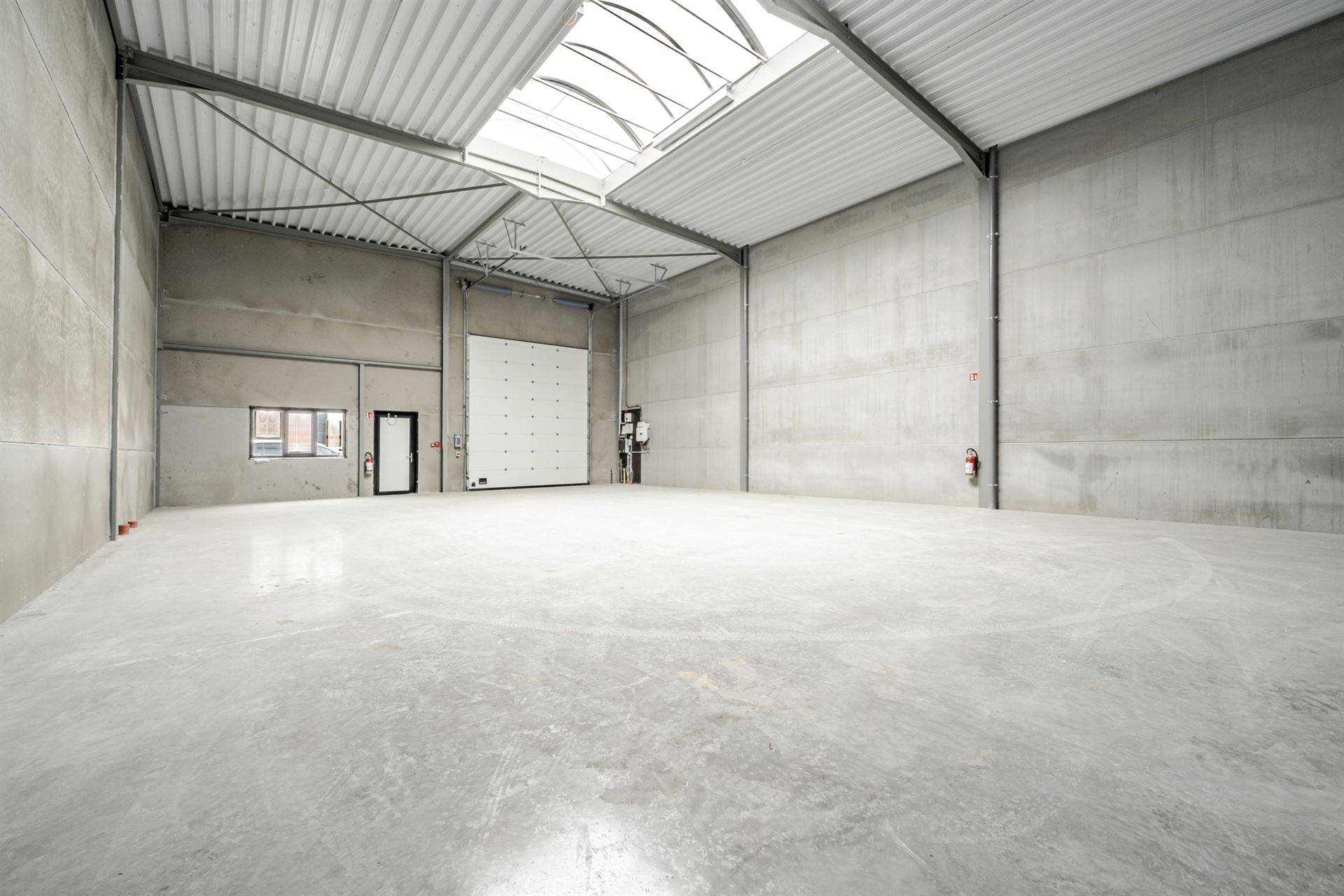 Topgelegen nieuwbouw KMO units van 220-225m² - foto 5
