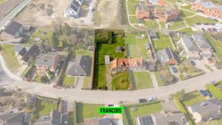 Op zoek naar een bijzonder project te koop in Gistel? Ontdek dit uitzonderlijk (ver)nieuwbouwproject in de Mosselstraat, gelegen op een ruim...