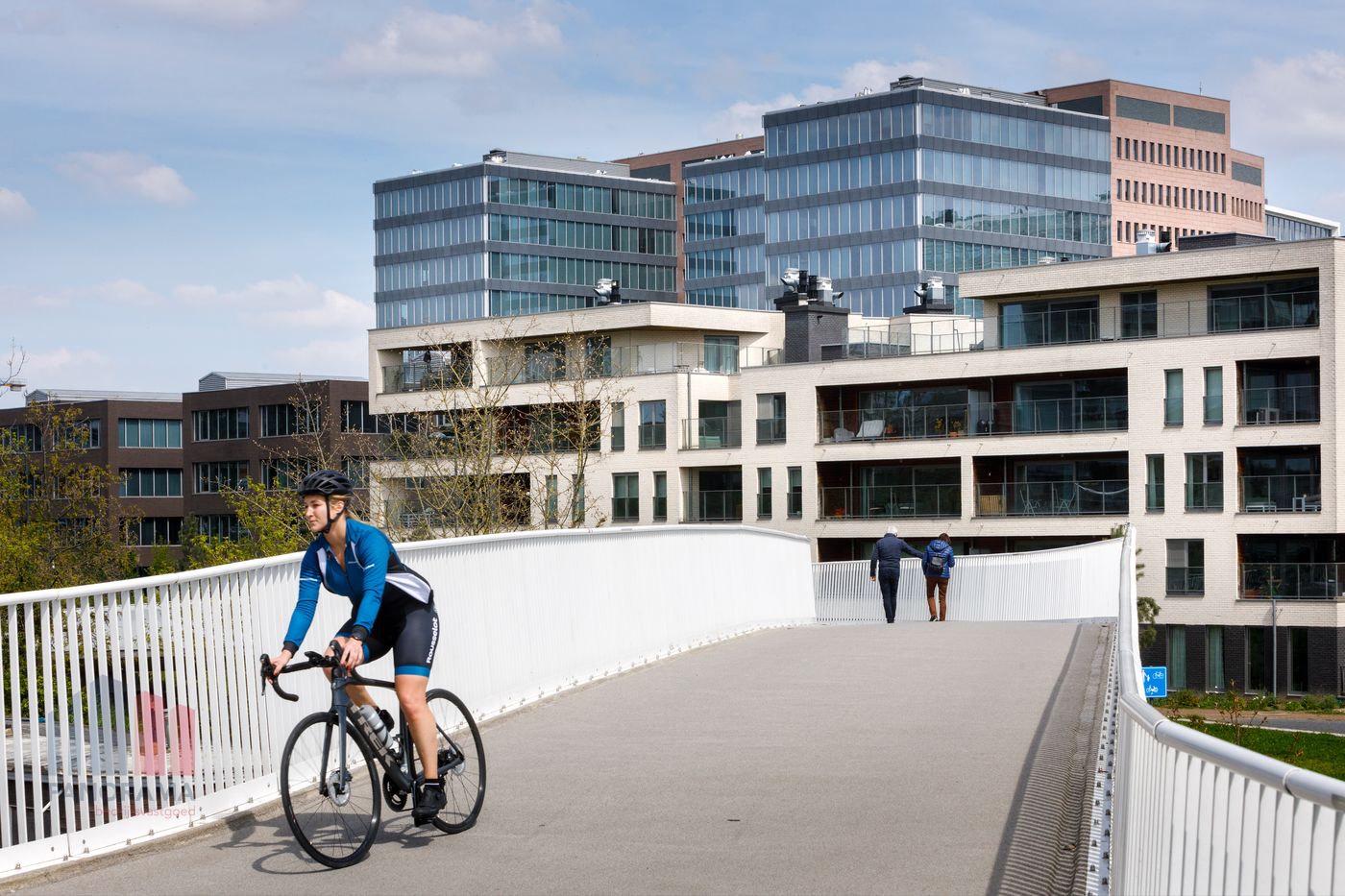 1.081 m² of ready-to-use offices at prime location near the centre of Ghent - photo 3