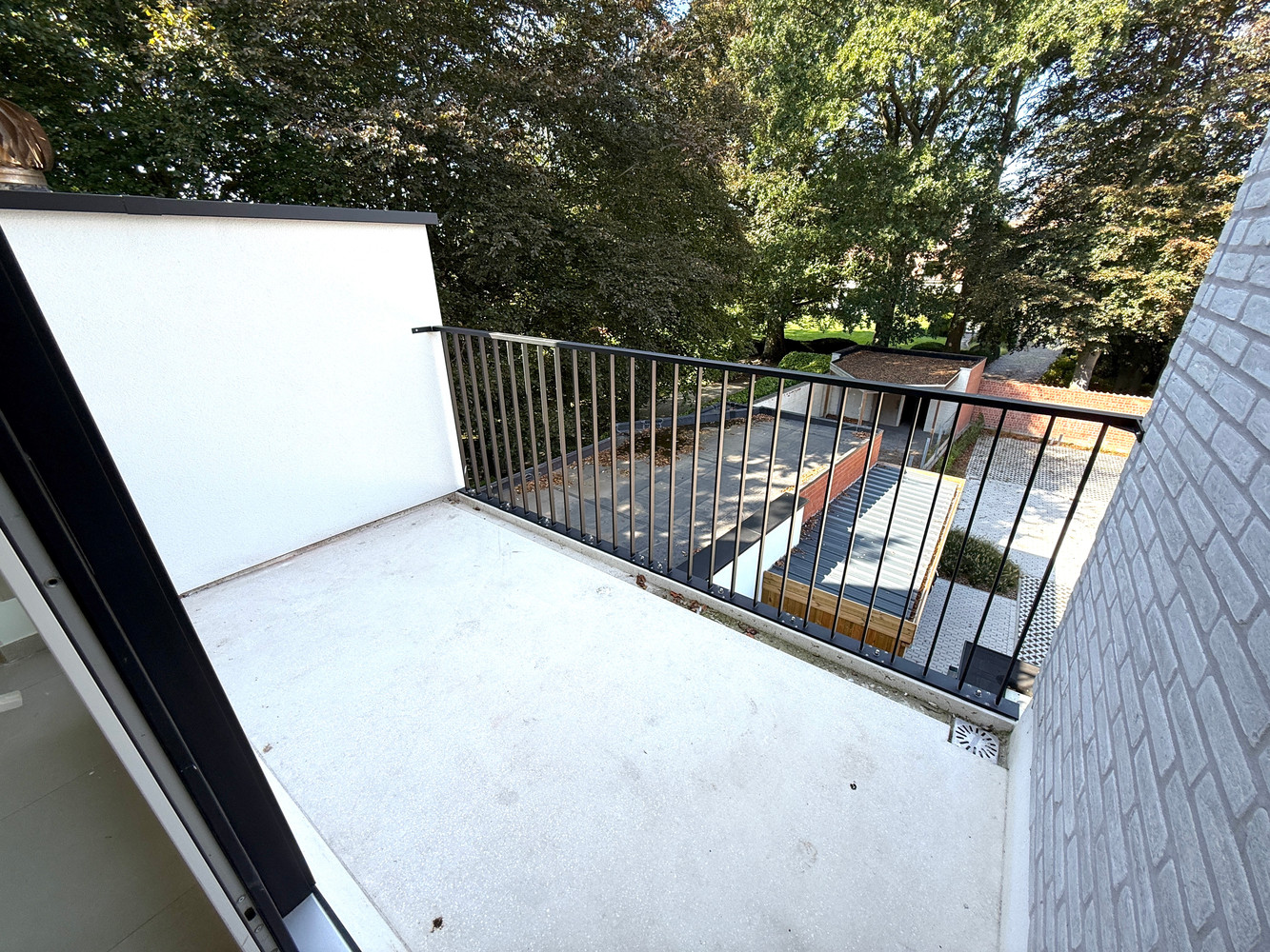 ST-ANDRIES: Nieuwbouwappartement met zonnig terras – klaar bij akte - foto 4